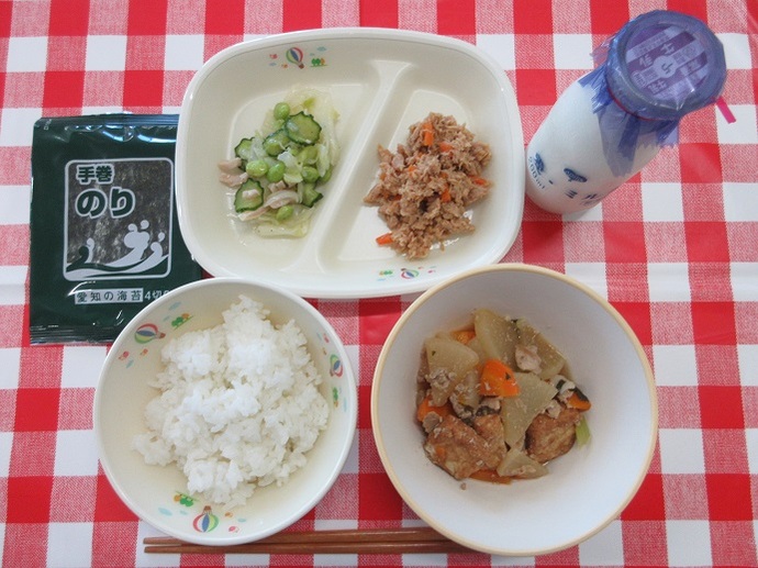 献立：ごはん　牛乳　豚肉と大根の煮物　☆ツナいため　塩だれサラダ　☆手巻きのり