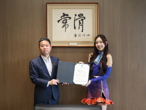 小栗ひなたさん