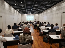 小牧市中央図書館